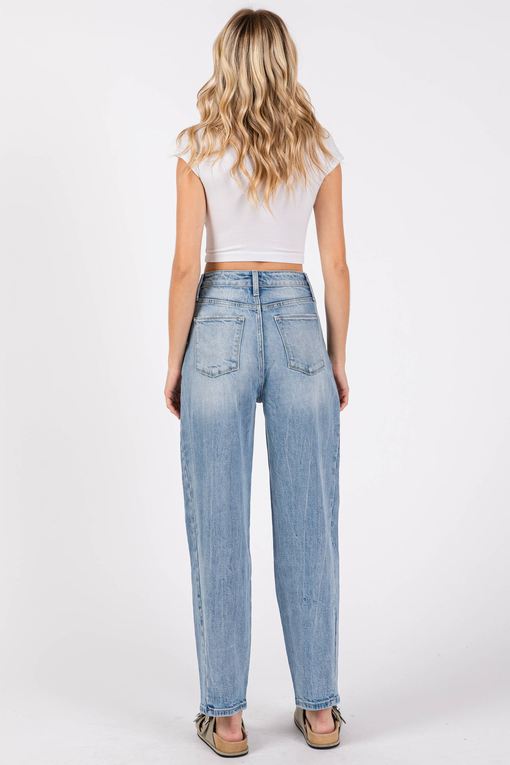 SIDE SEAM DETAILING HIGH RISE COMFORT BARREL JEANS