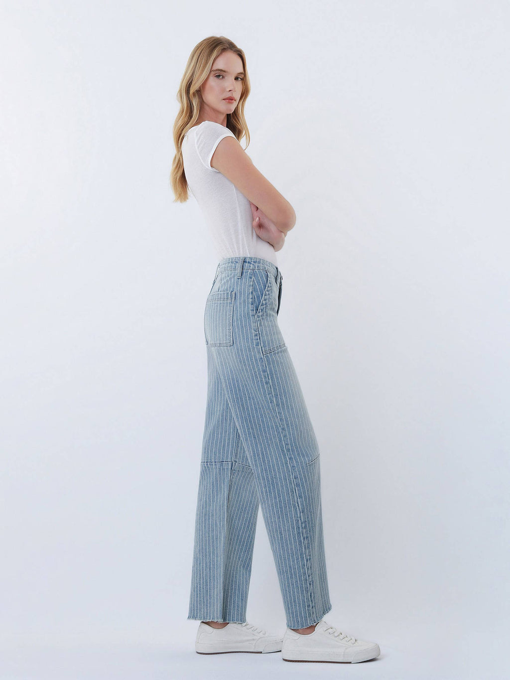 HIGH RISE STRIPED RAW HEM CROP BARREL JEANS