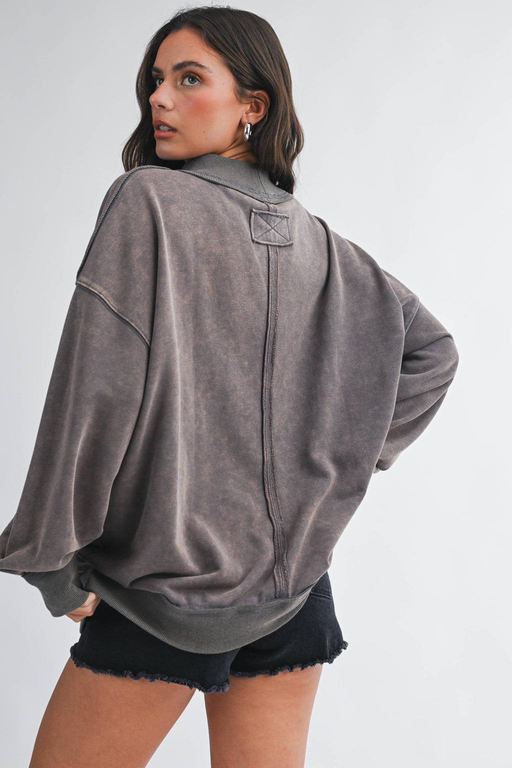 Oversized Mock Neck Washed Sweatshirt