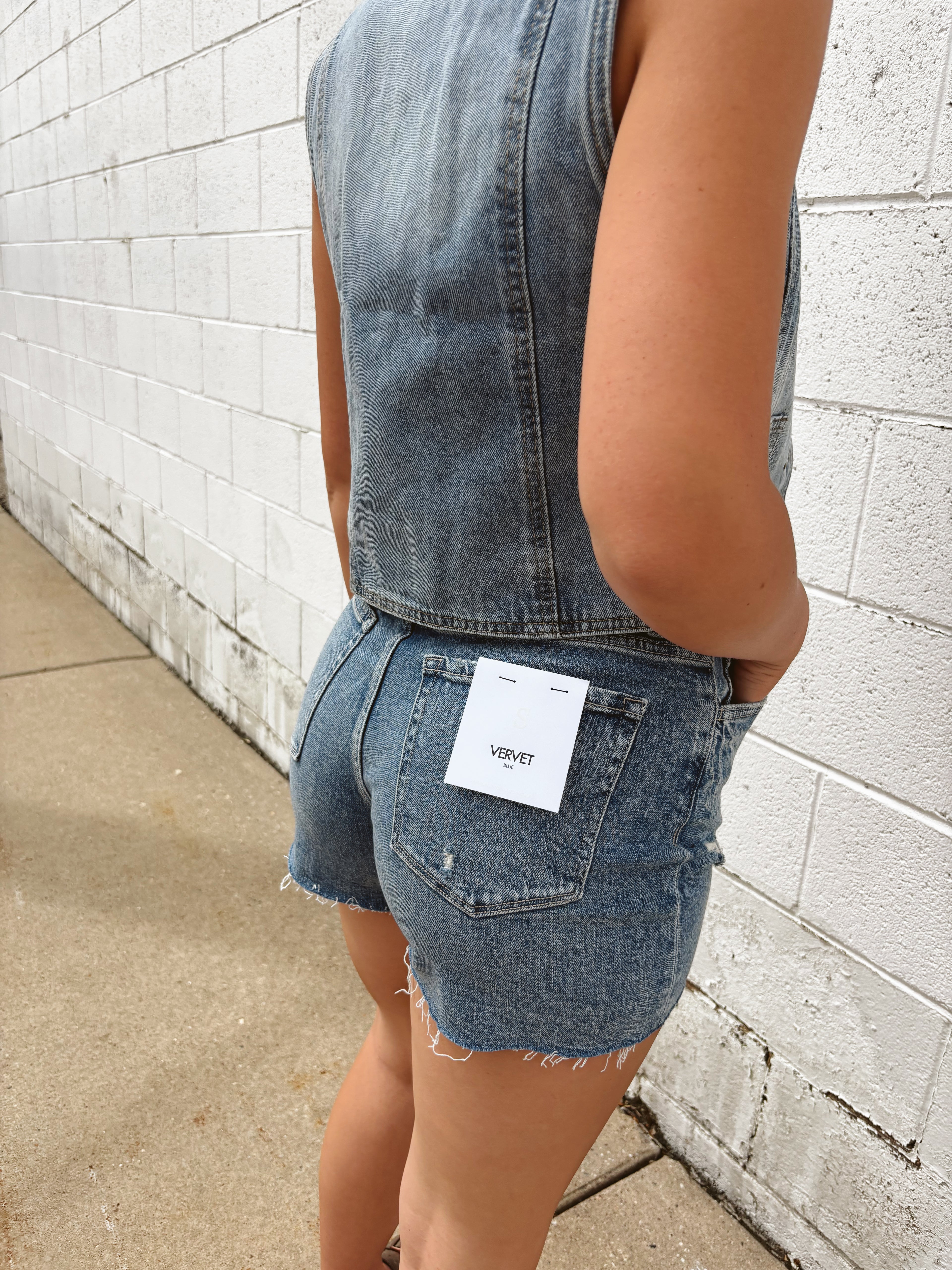 VINTAGE WASHED DENIM BUTTONED FRONT VEST TOP