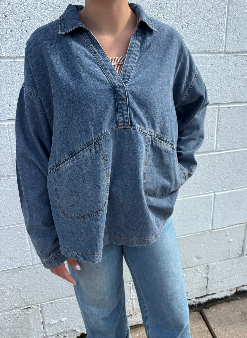 EASY LIVING MINERAL-WASHED COTTON DENIM OVERSIZED POCKET TOP
