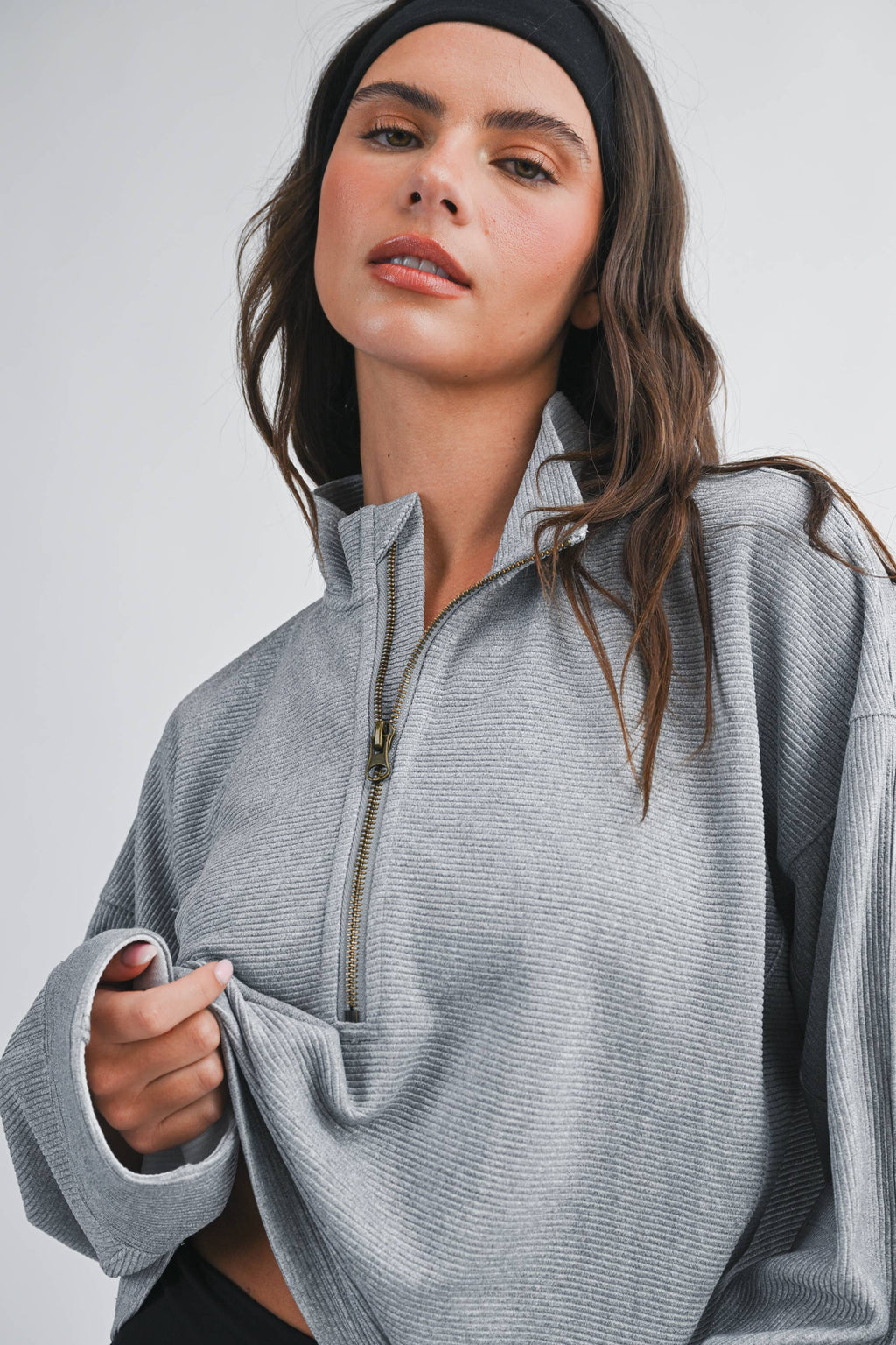 Ribbed Half Zip Cropped Pullover