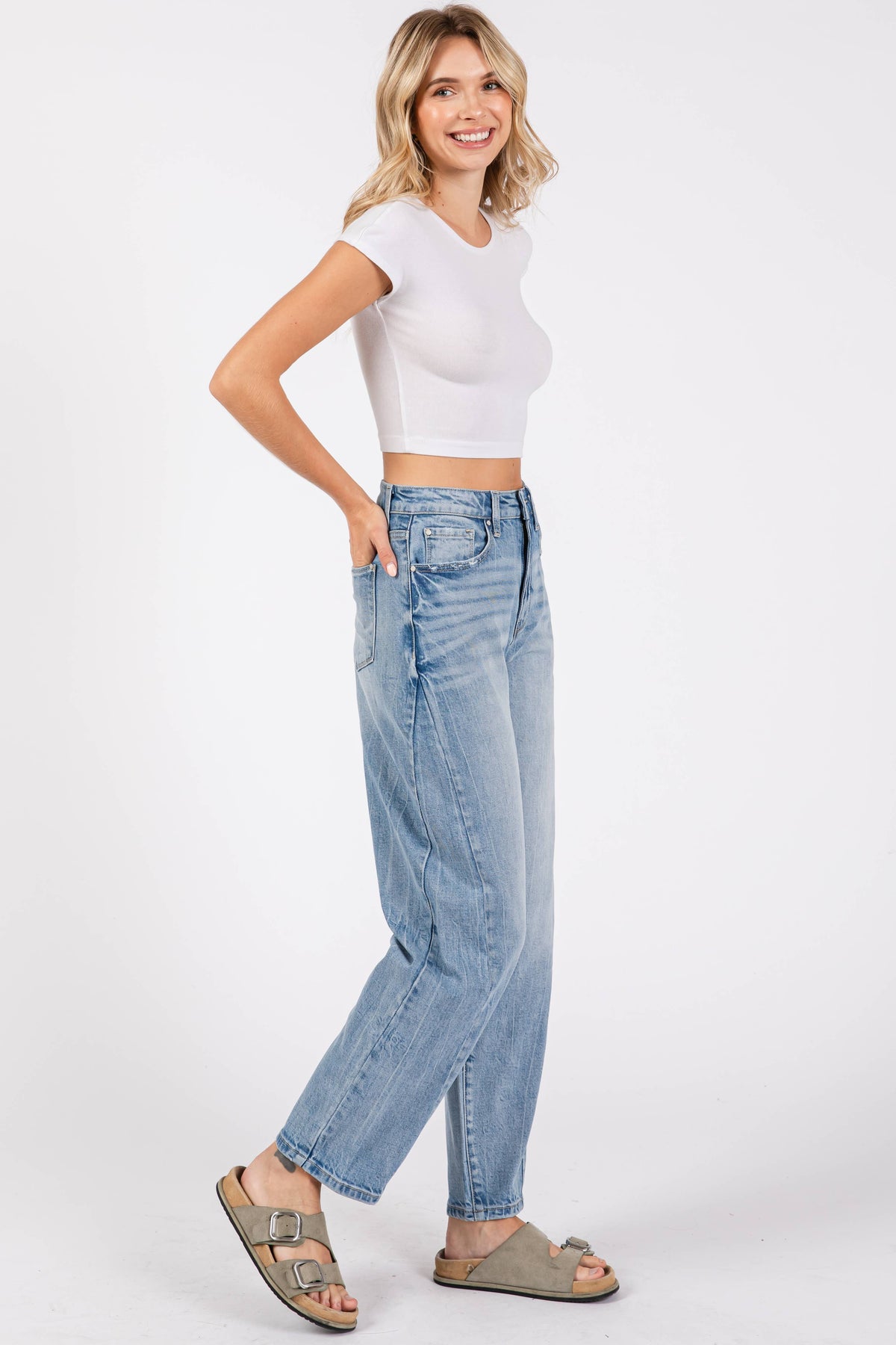 SIDE SEAM DETAILING HIGH RISE COMFORT BARREL JEANS