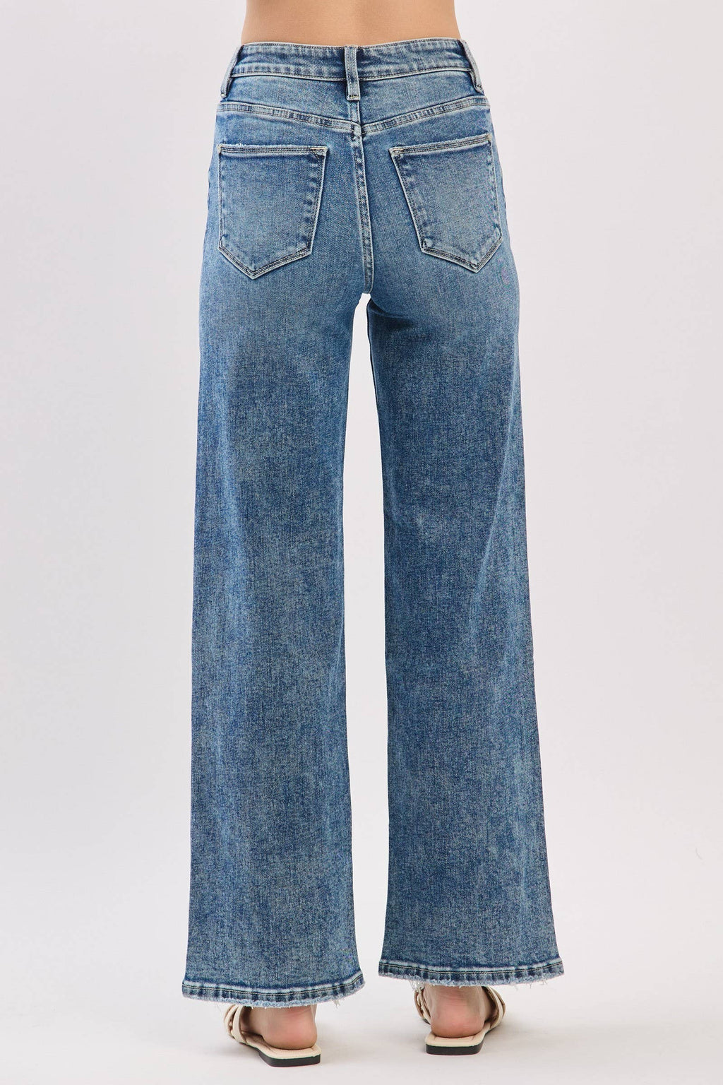 HIGH RISE SLIM WIDE LEG W/ DESTROYED HEM JEANS