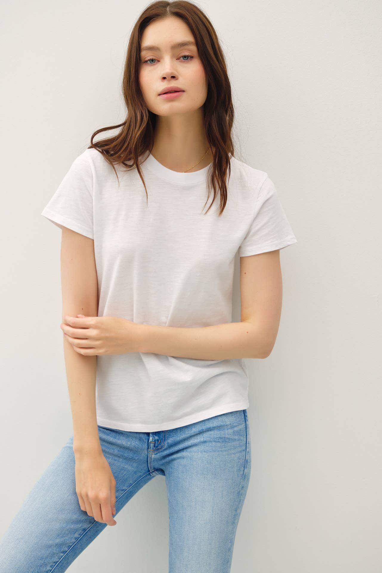 WHITE CLASSIC CUT ACID WASH COTTON T-SHIRT
