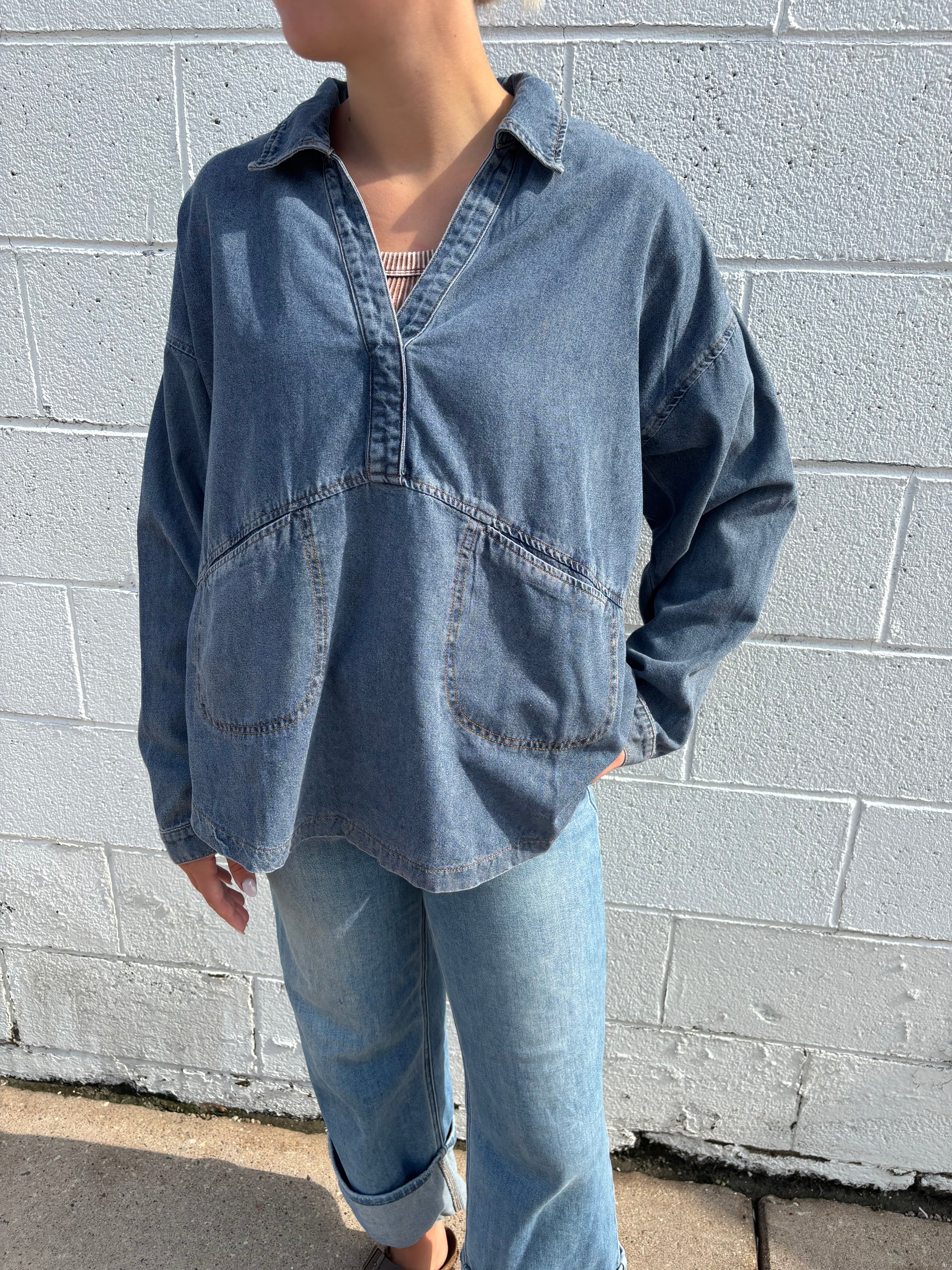 EASY LIVING MINERAL-WASHED COTTON DENIM OVERSIZED POCKET TOP