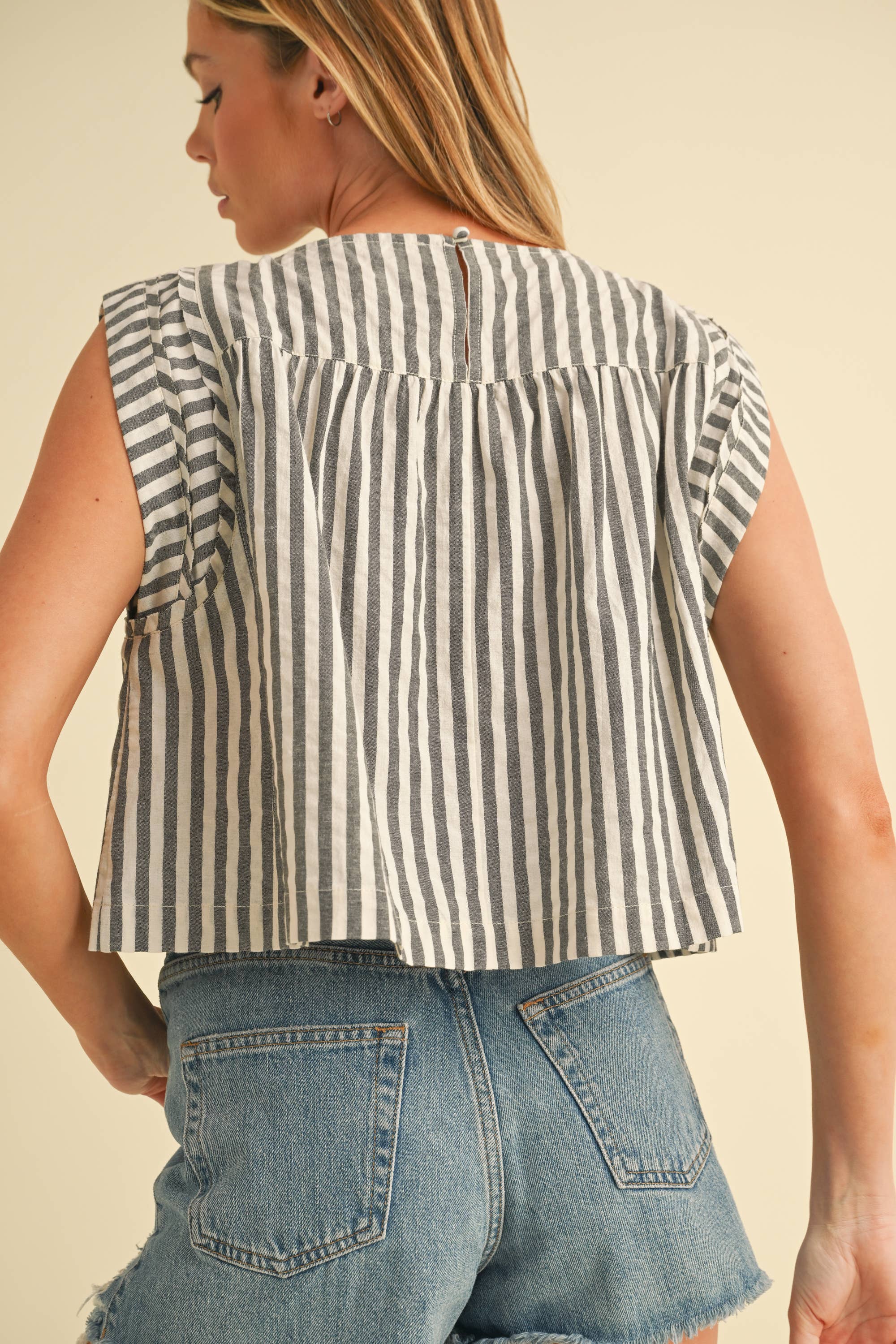 Cait Top