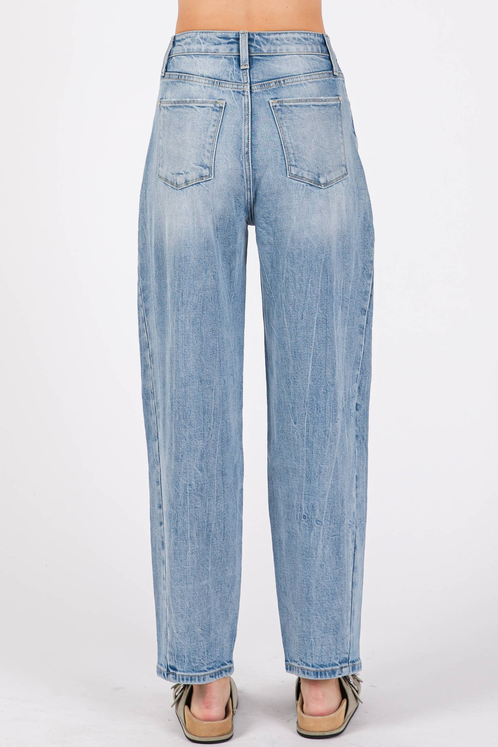 SIDE SEAM DETAILING HIGH RISE COMFORT BARREL JEANS
