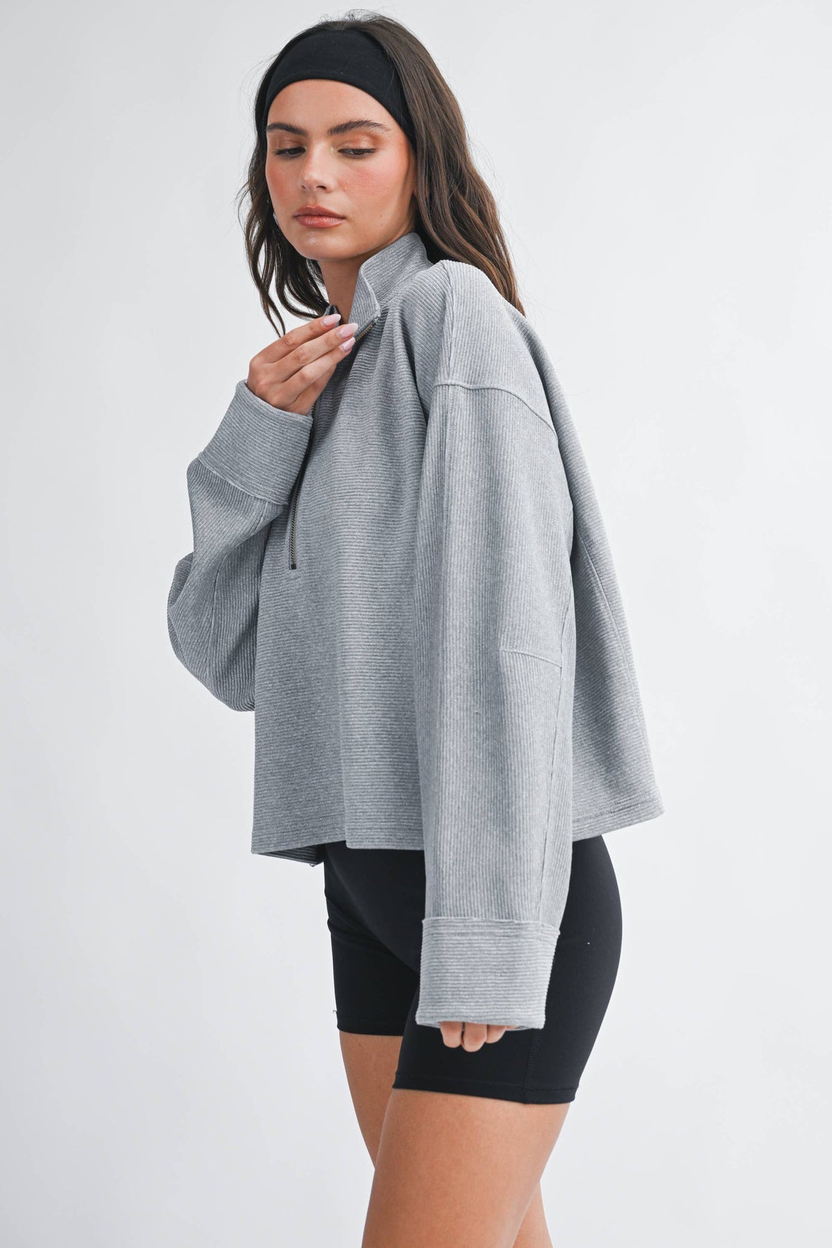Ribbed Half Zip Cropped Pullover