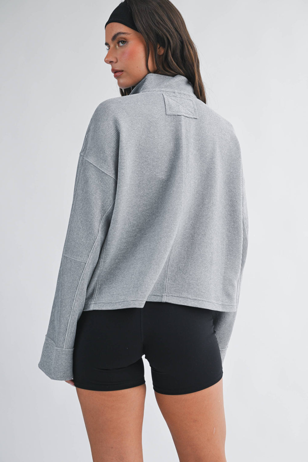 Ribbed Half Zip Cropped Pullover