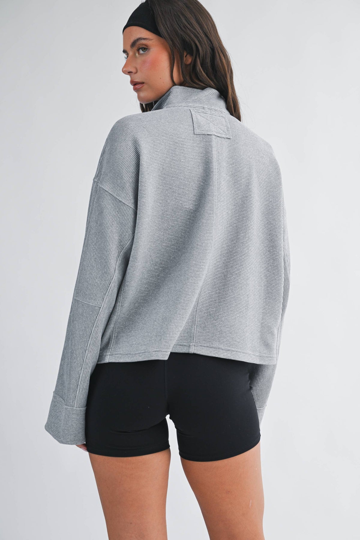 Ribbed Half Zip Cropped Pullover