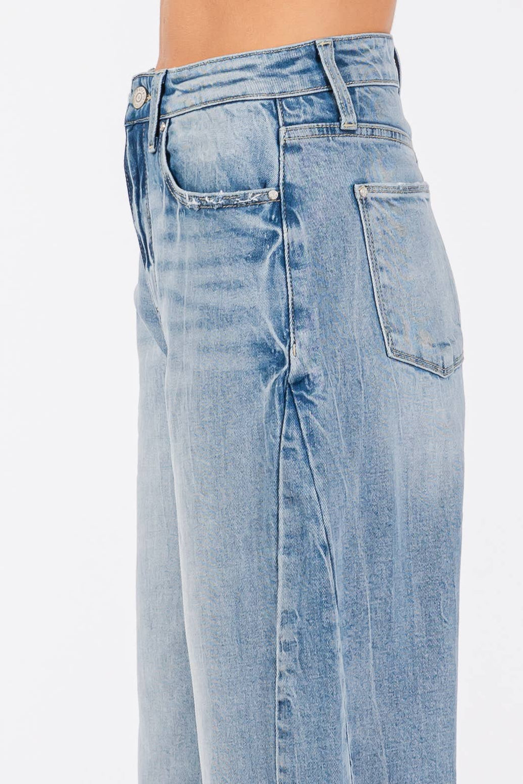 SIDE SEAM DETAILING HIGH RISE COMFORT BARREL JEANS